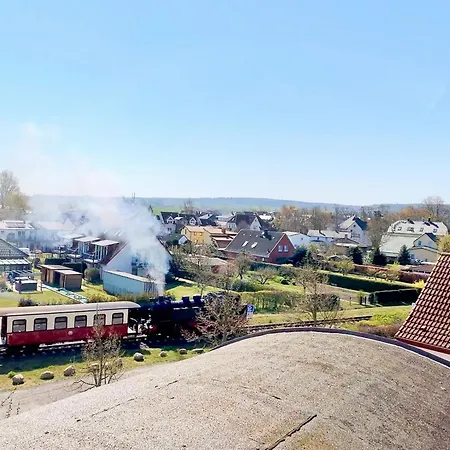 Appartementhaus Ulmenhof 10 * Ostseebad Kühlungsborn